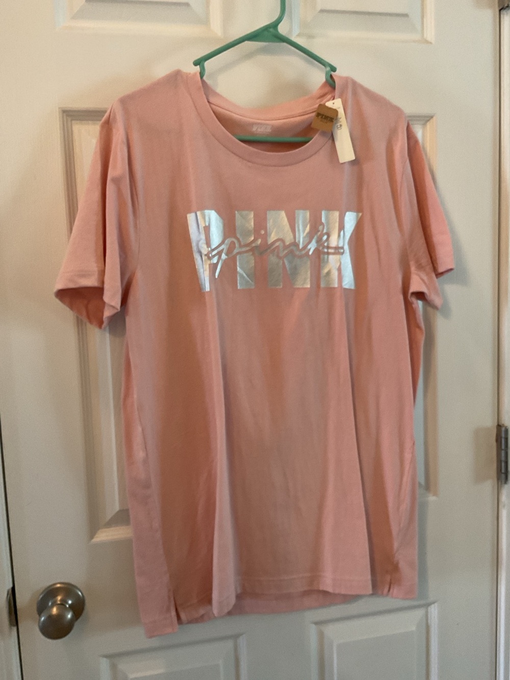 Victoria Secrets NWT Pink Medium Dusty Pink Graphic Tee